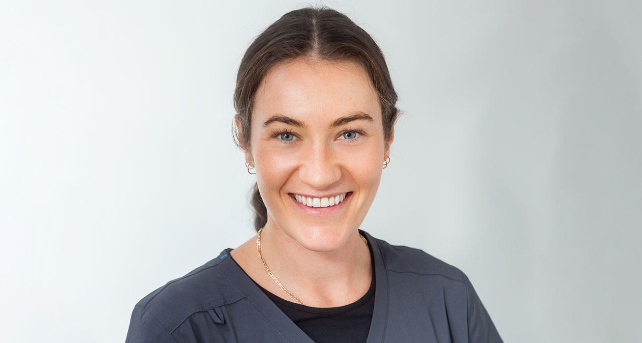 Dr. Madeleine Averley