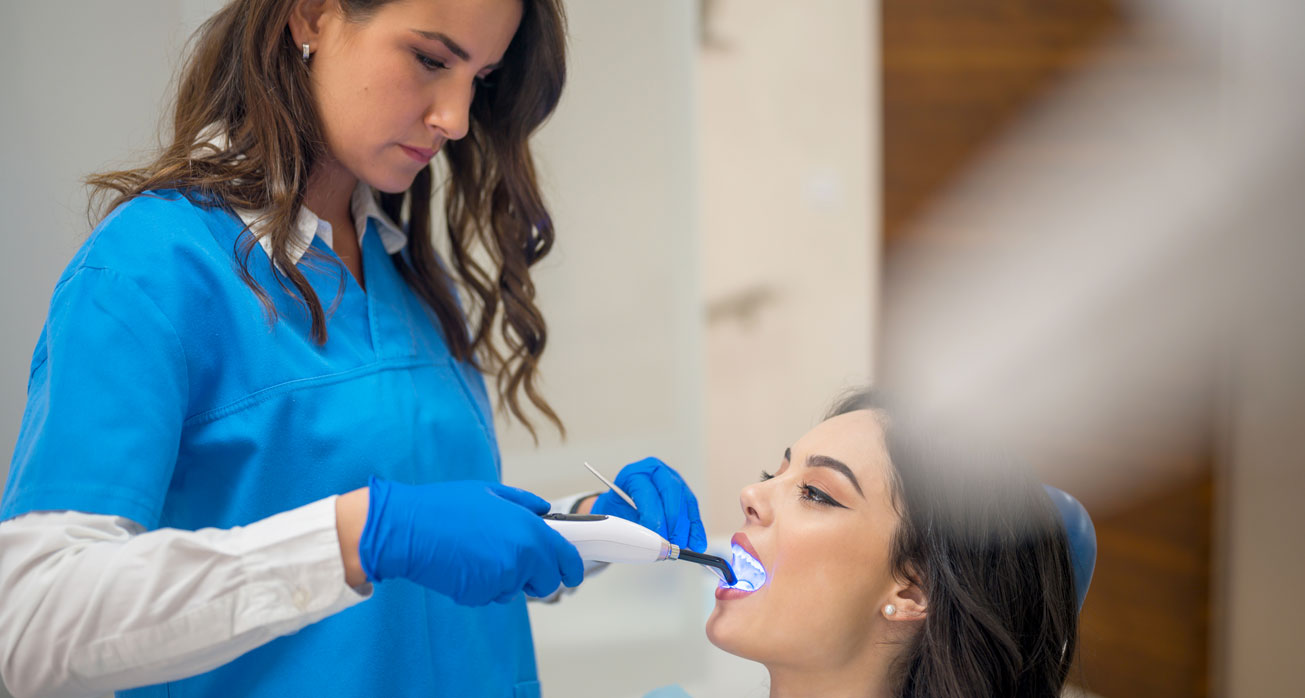 Queensway Dental Clinic welcomes Teesside University students to the practice