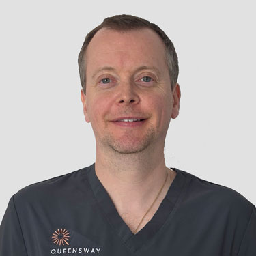 Dr Simon Gallagher