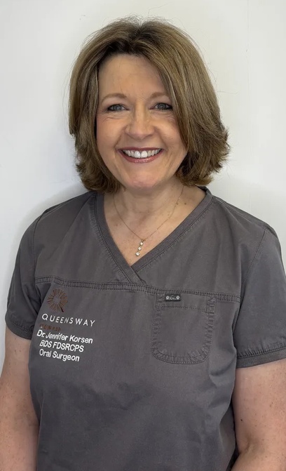 Dr Jennifer Korsen, Specialist in Oral Surgery Dr Jennifer Korsen, Specialist in Oral Surgery