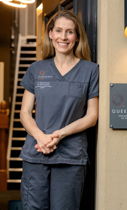 Dr Nicola Parkash, Dental Associate Dr Nicola Parkash, Dental Associate