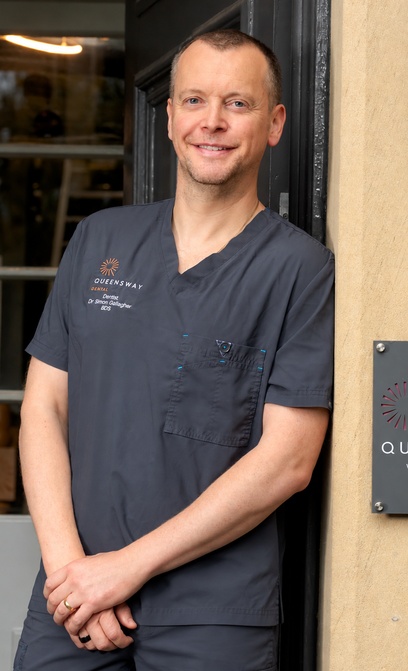 Dr Simon Gallagher, Dental Associate Dr Simon Gallagher, Dental Associate