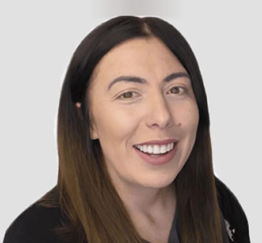 Leigh Werrett, Receptionist