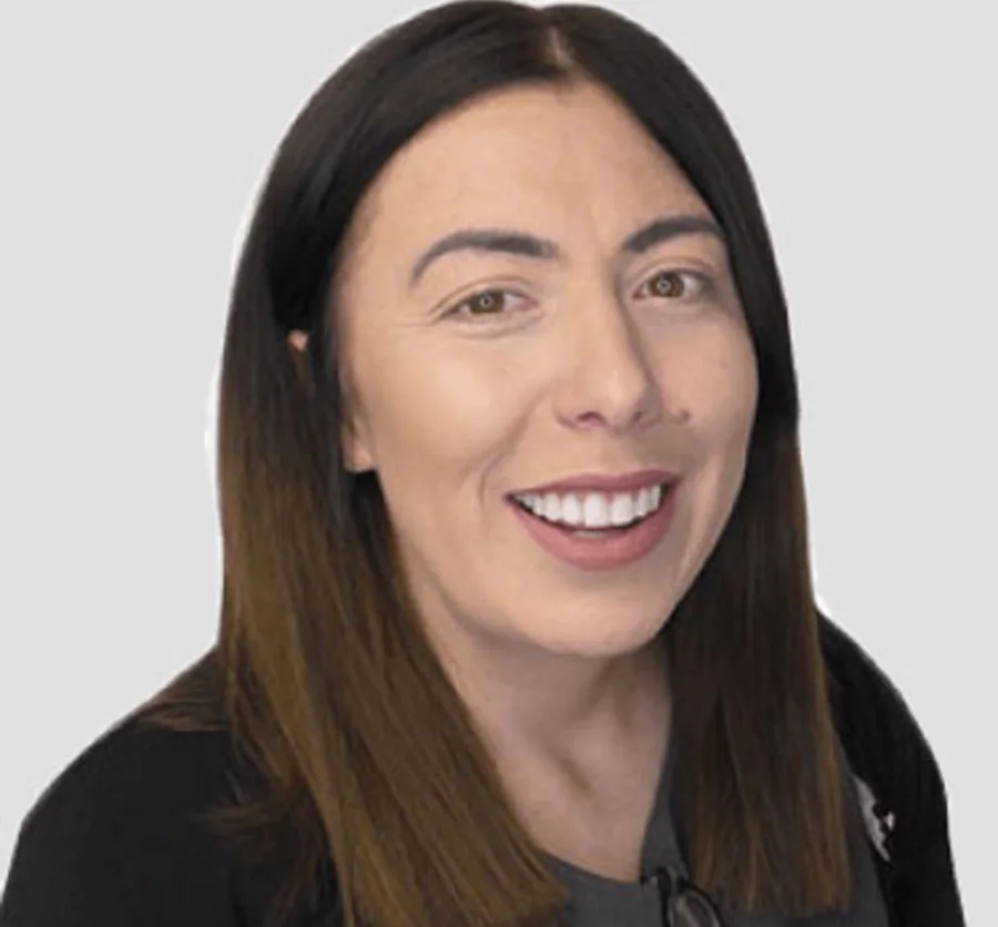 Leigh Werrett, Receptionist