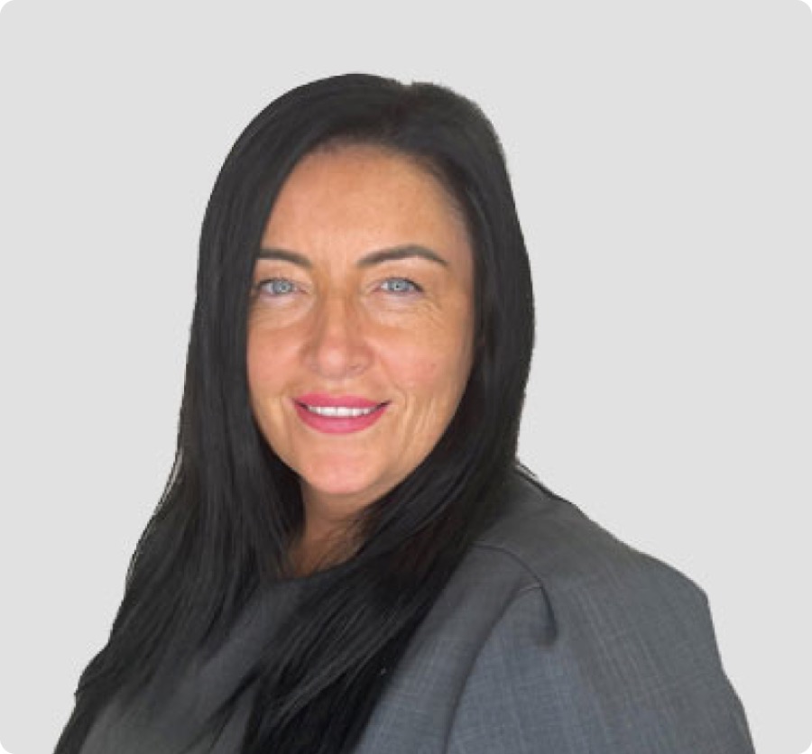 Emma Doyle, Receptionist