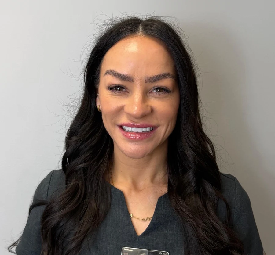 Jordan Evans, Receptionist